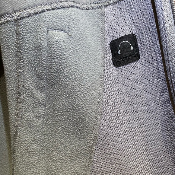 Nike Lebron Therma-Fit Sweater Zip Hoodie in Grey - Picture 2 of 16